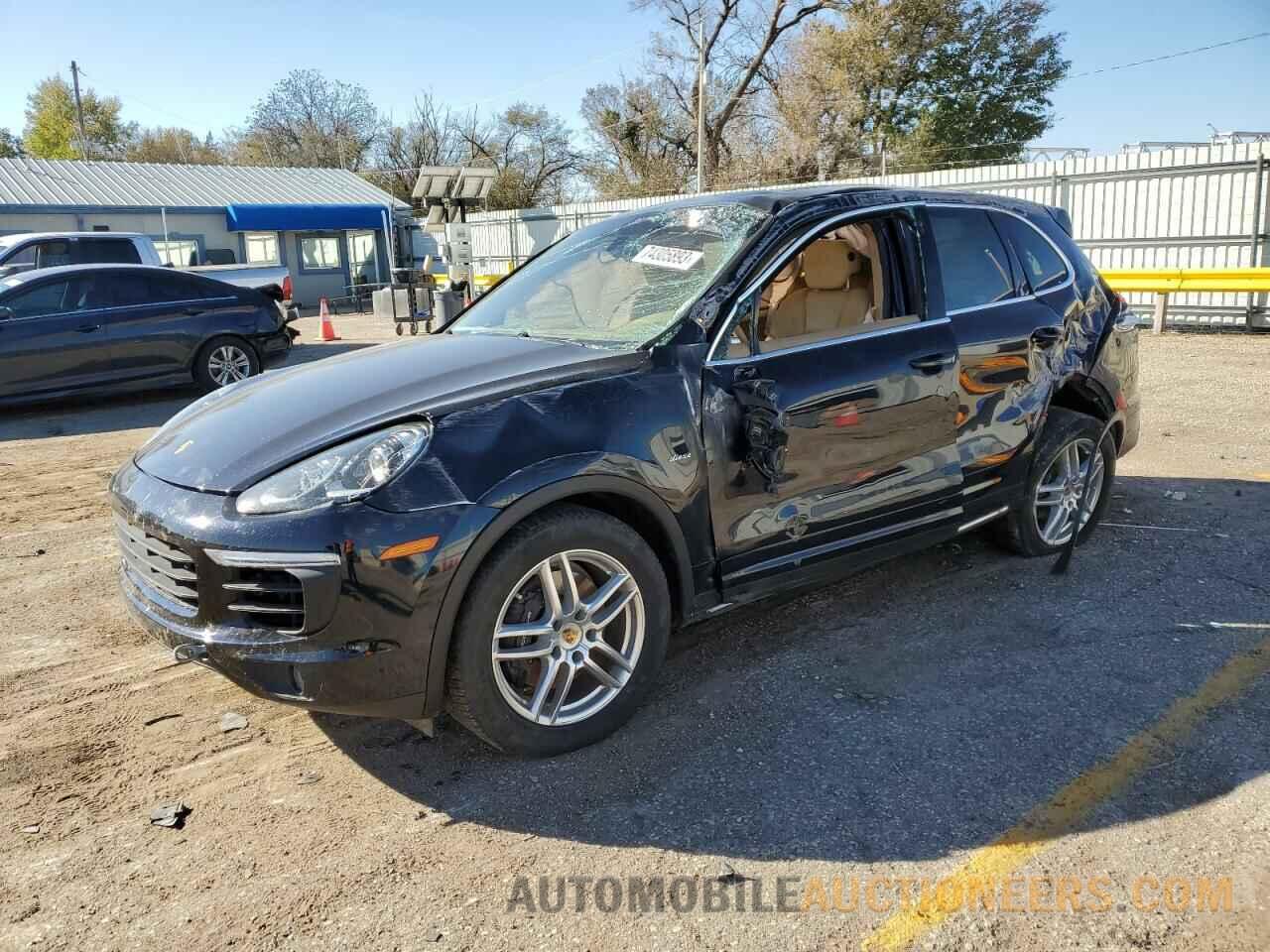 WP1AF2A23FLA33708 PORSCHE CAYENNE 2015