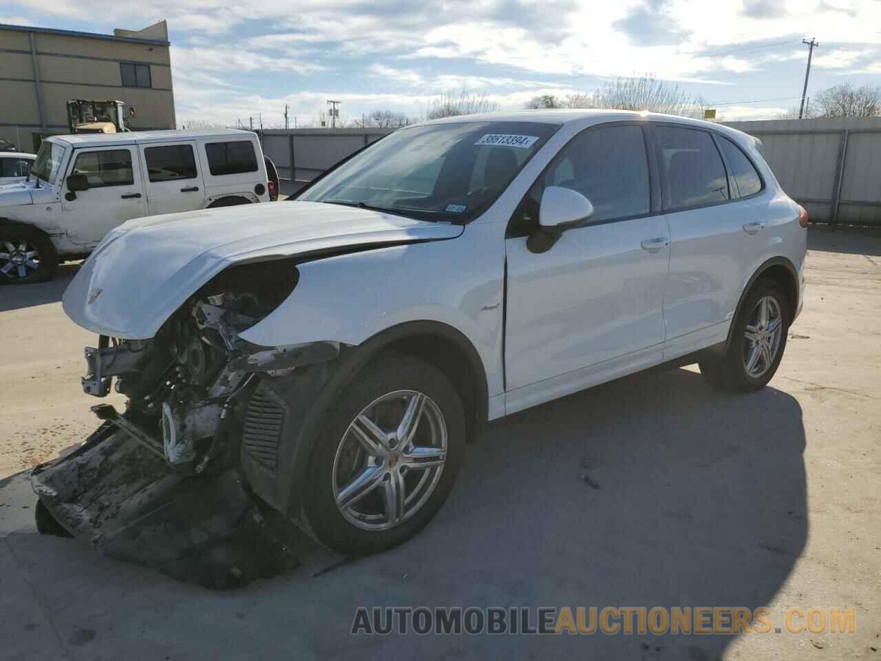 WP1AF2A23FLA34776 PORSCHE CAYENNE 2015