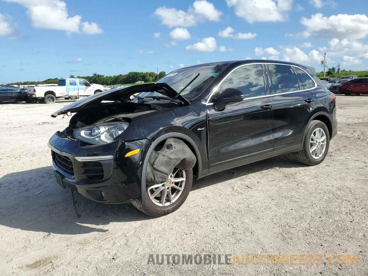 WP1AF2A25GKA41431 PORSCHE CAYENNE 2016