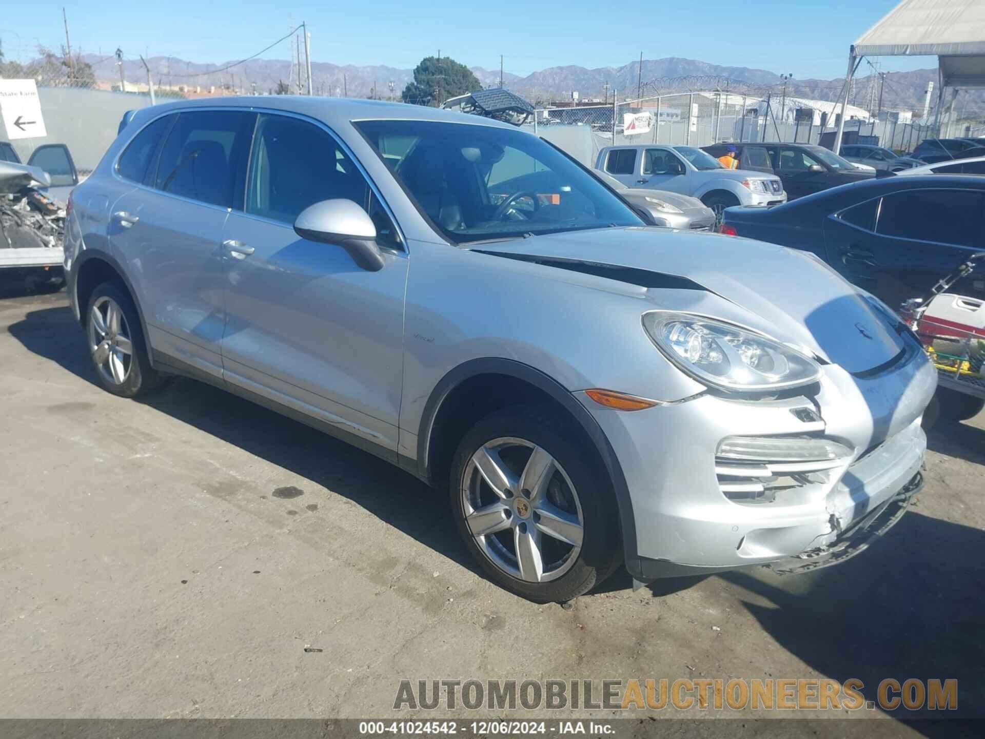 WP1AF2A26ELA39968 PORSCHE CAYENNE 2014