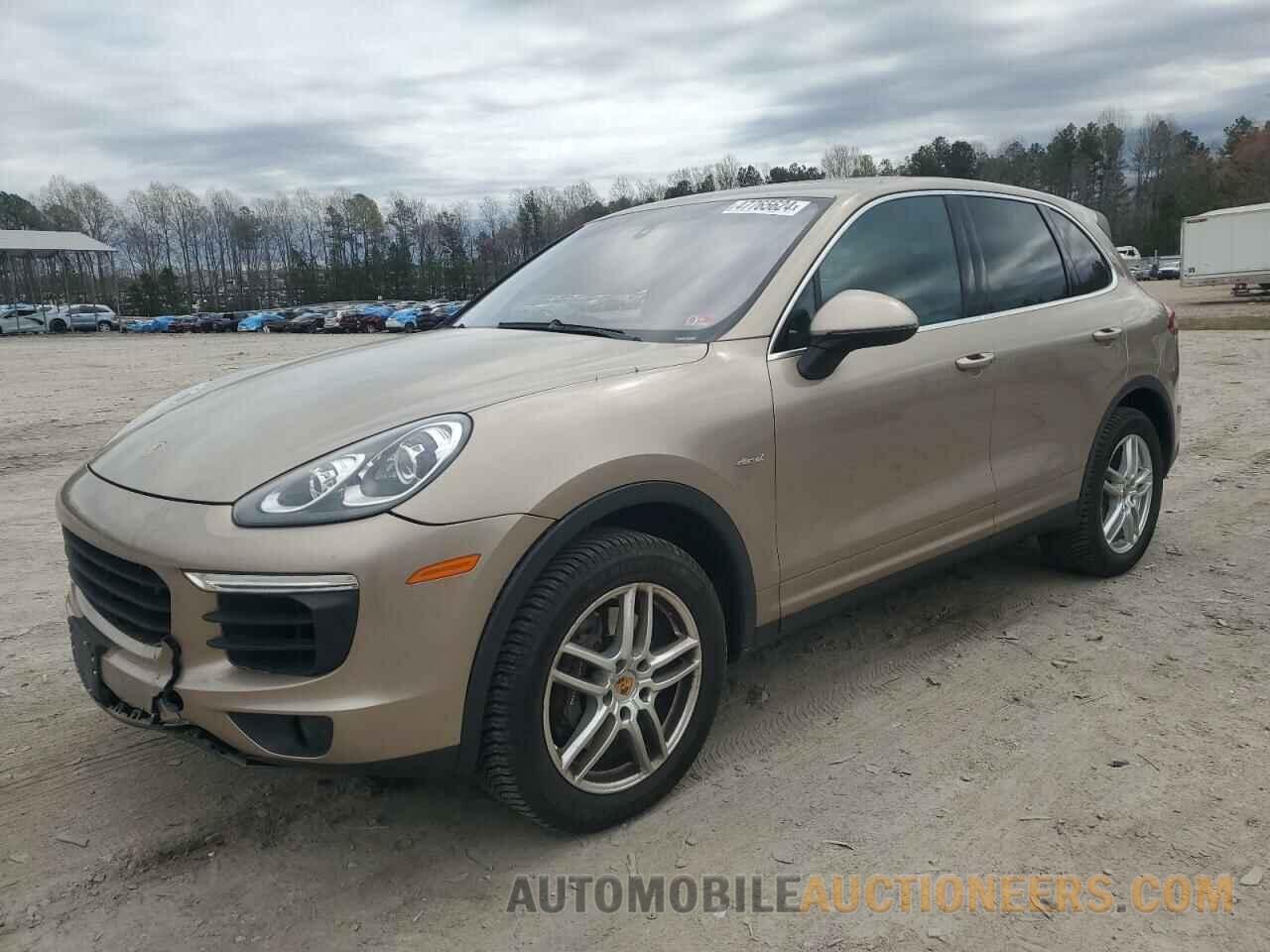 WP1AF2A26FLA37039 PORSCHE CAYENNE 2015