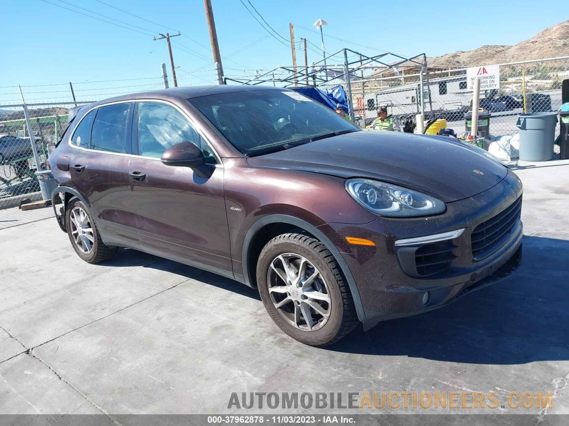 WP1AF2A26GKA42930 PORSCHE CAYENNE 2016