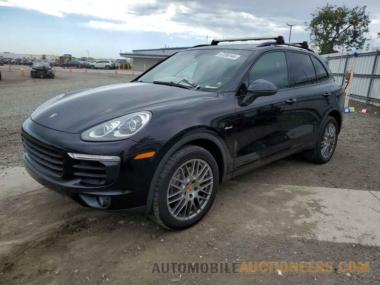 WP1AF2A27FLA32982 PORSCHE CAYENNE 2015