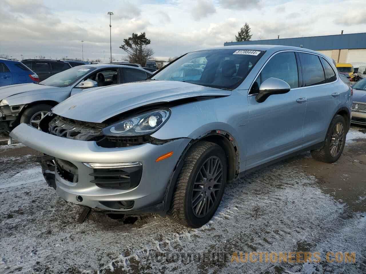 WP1AF2A27GKA42578 PORSCHE CAYENNE 2016