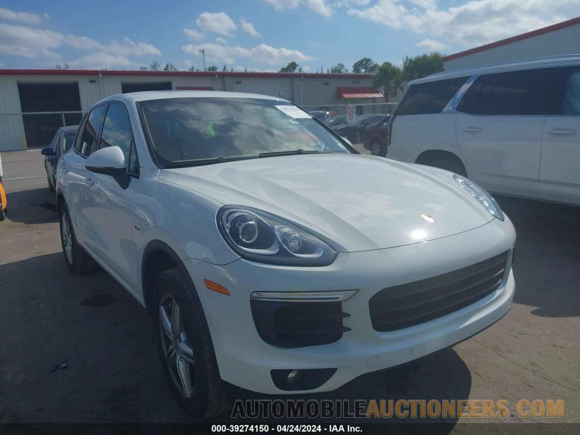 WP1AF2A29FLA30361 PORSCHE CAYENNE 2015