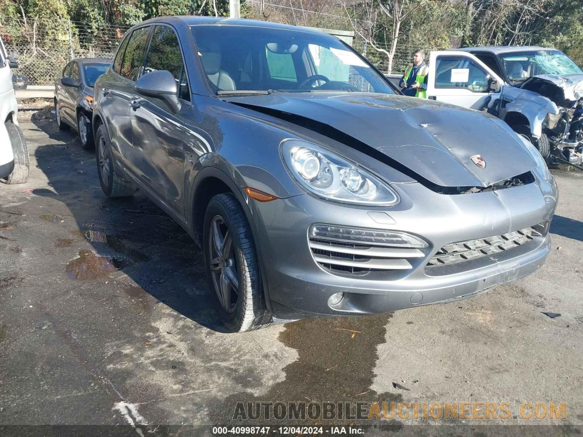 WP1AF2A2XELA41898 PORSCHE CAYENNE 2014