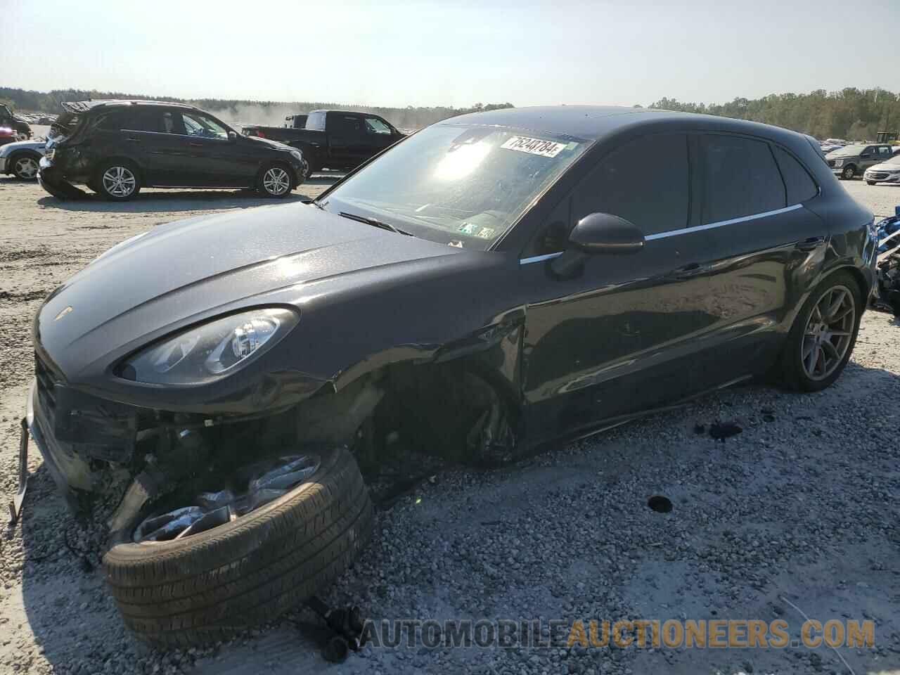 WP1AF2A51FLB93788 PORSCHE MACAN 2015