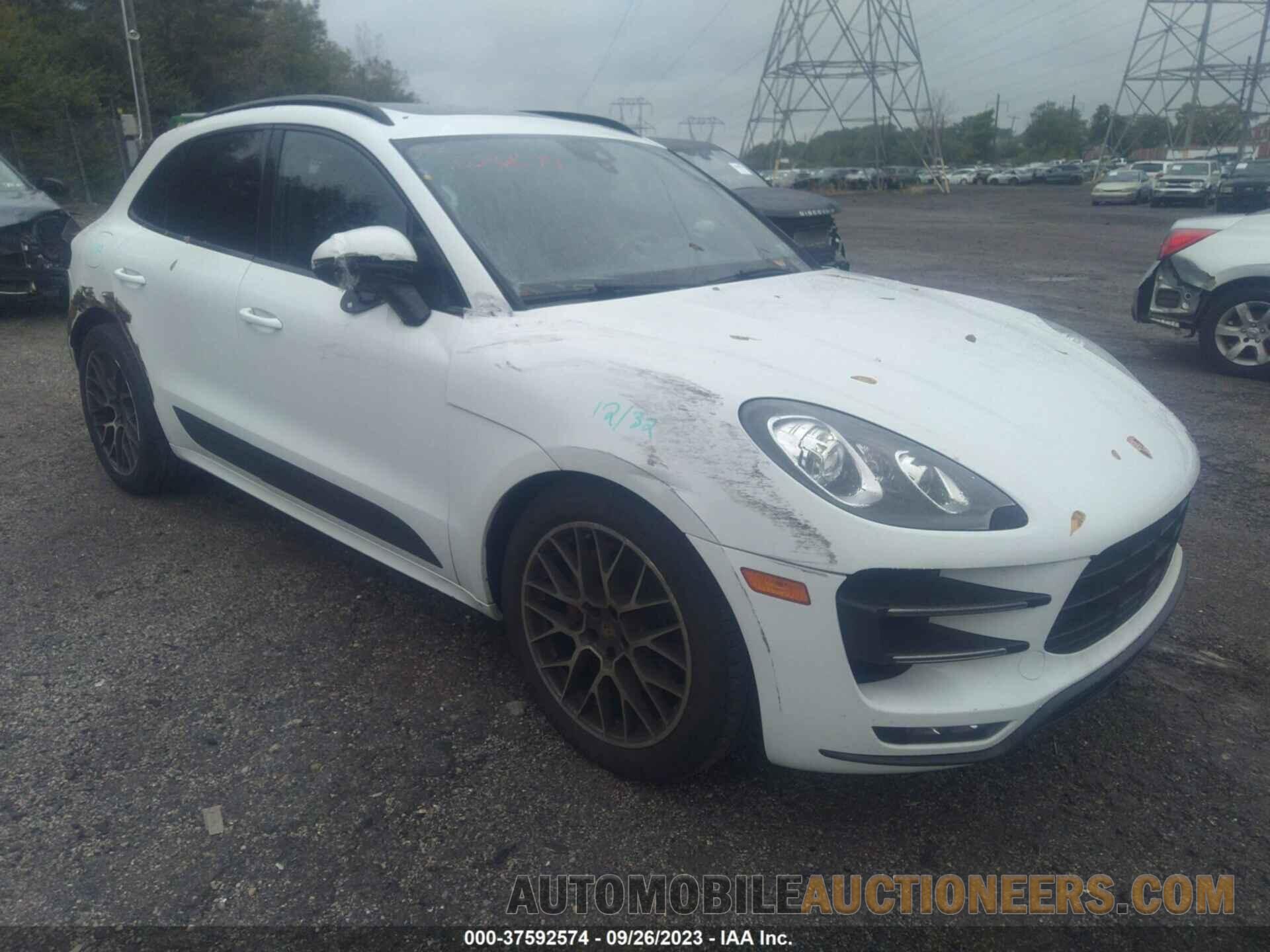 WP1AF2A53FLB94134 PORSCHE MACAN 2015