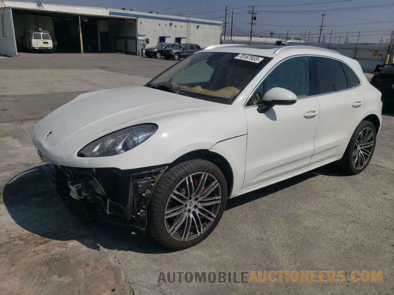 WP1AF2A54FLB99326 PORSCHE MACAN 2015