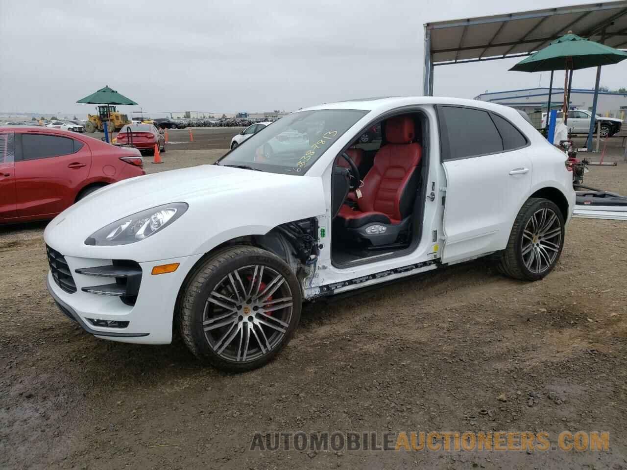 WP1AF2A54GLB94581 PORSCHE MACAN 2016