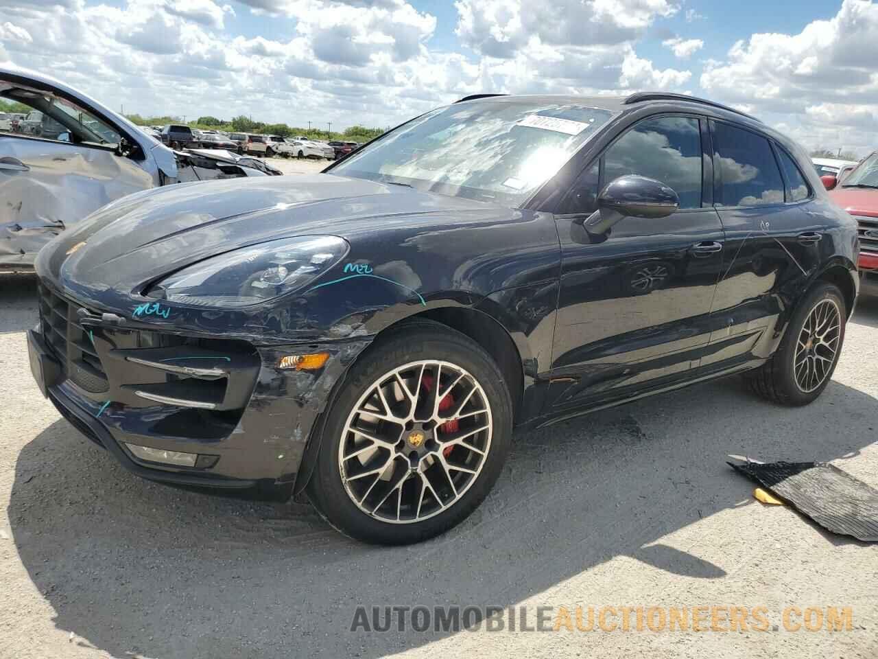 WP1AF2A54HLB61162 PORSCHE MACAN 2017