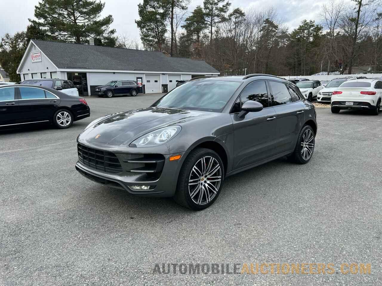 WP1AF2A55GLB92287 PORSCHE MACAN 2016