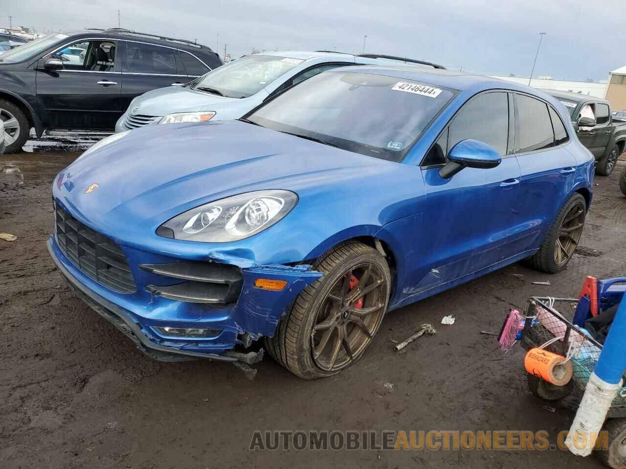 WP1AF2A56FLB98517 PORSCHE MACAN 2015