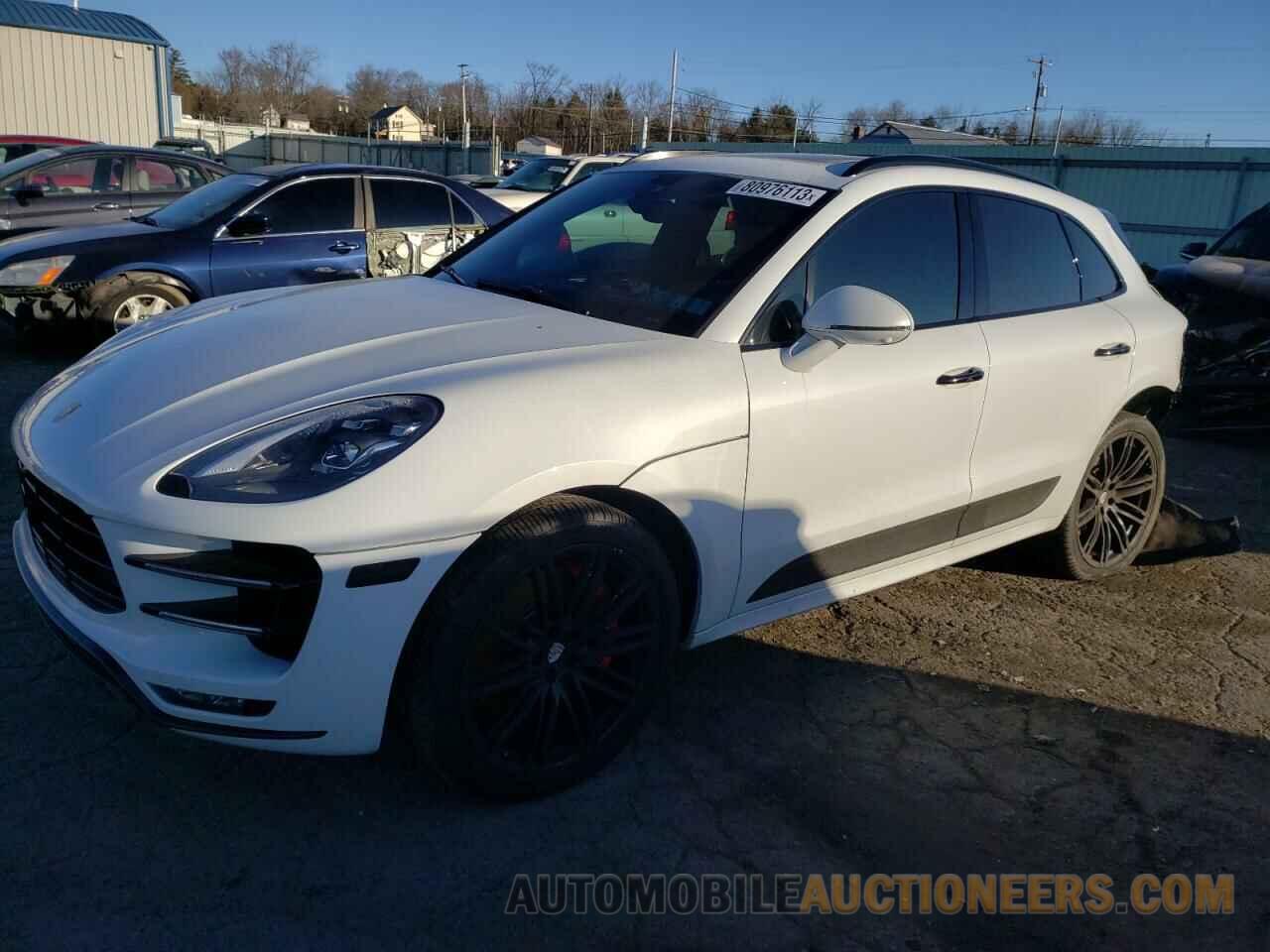 WP1AF2A56JLB70905 PORSCHE MACAN 2018