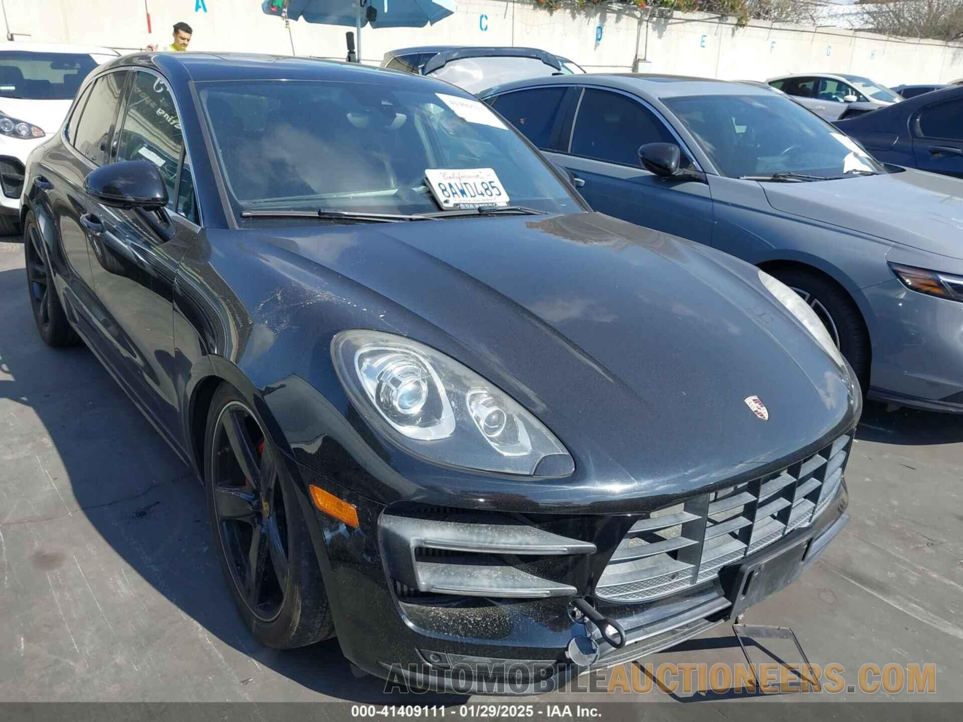 WP1AF2A58HLB62038 PORSCHE MACAN 2017