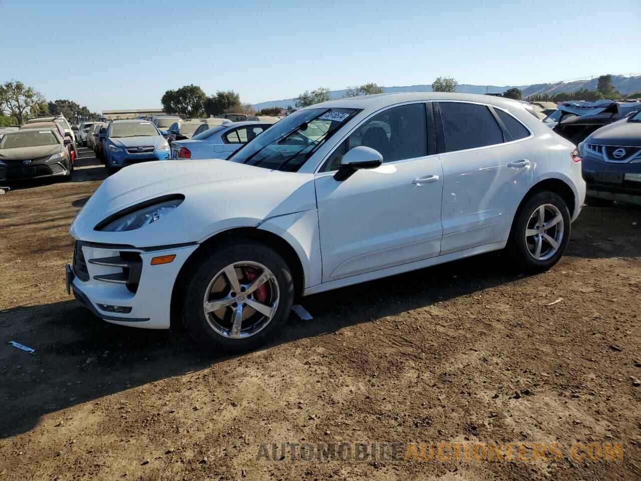 WP1AF2A59GLB92065 PORSCHE MACAN 2016