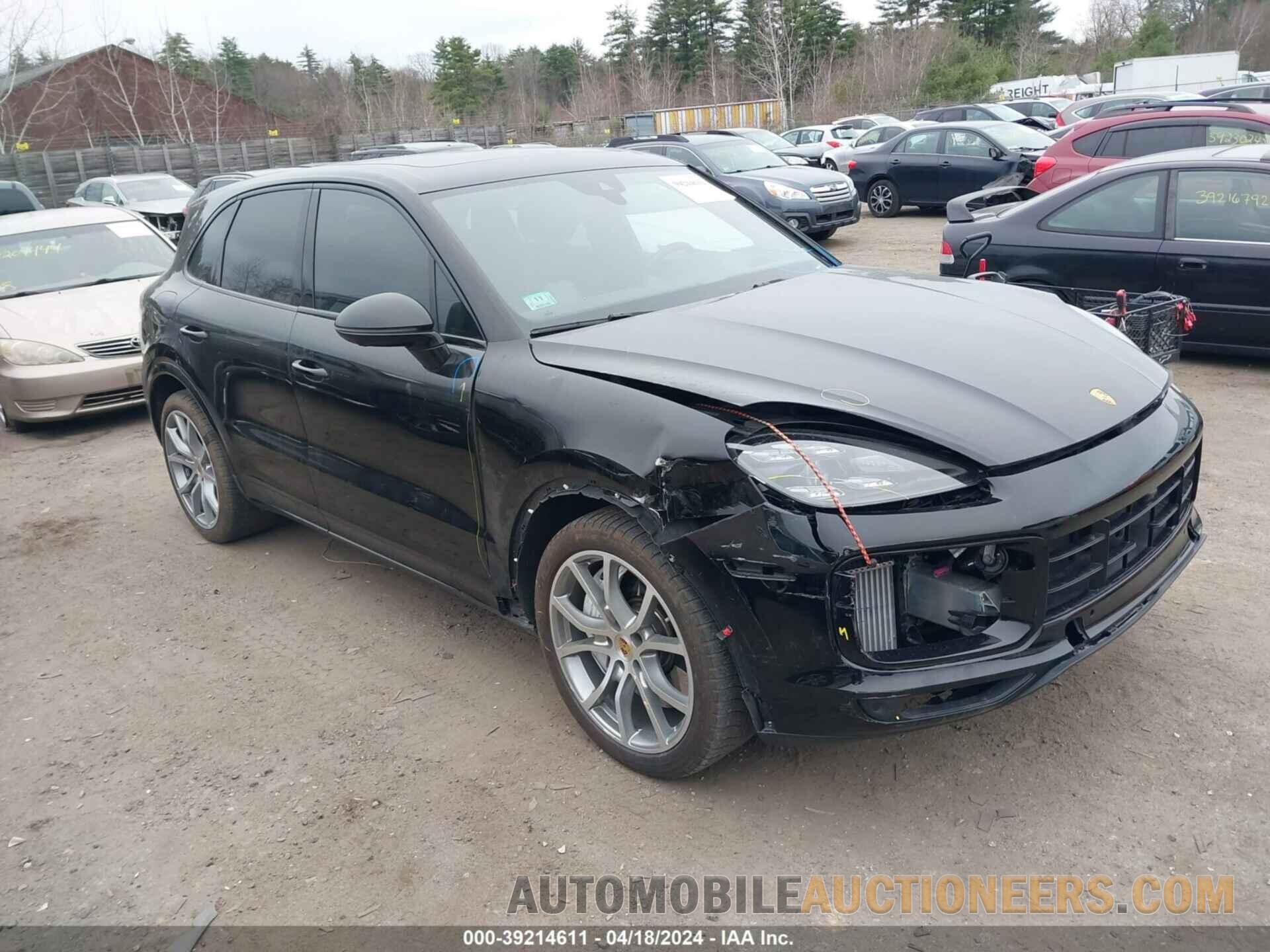 WP1AF2AY9KDA81626 PORSCHE CAYENNE 2019