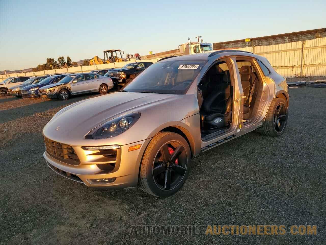 WP1AG2A51JLB62577 PORSCHE MACAN 2018