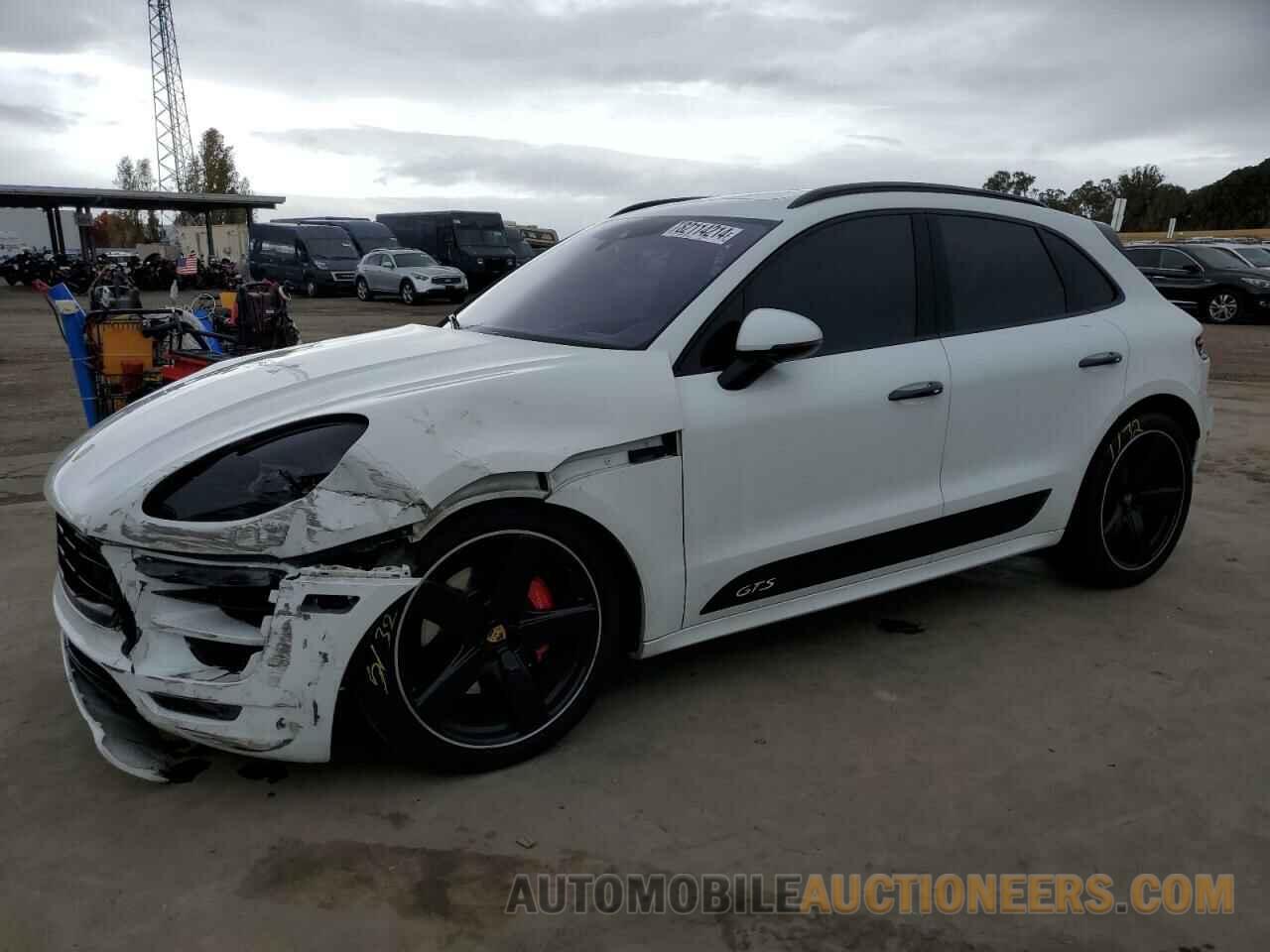 WP1AG2A52HLB53266 PORSCHE MACAN 2017