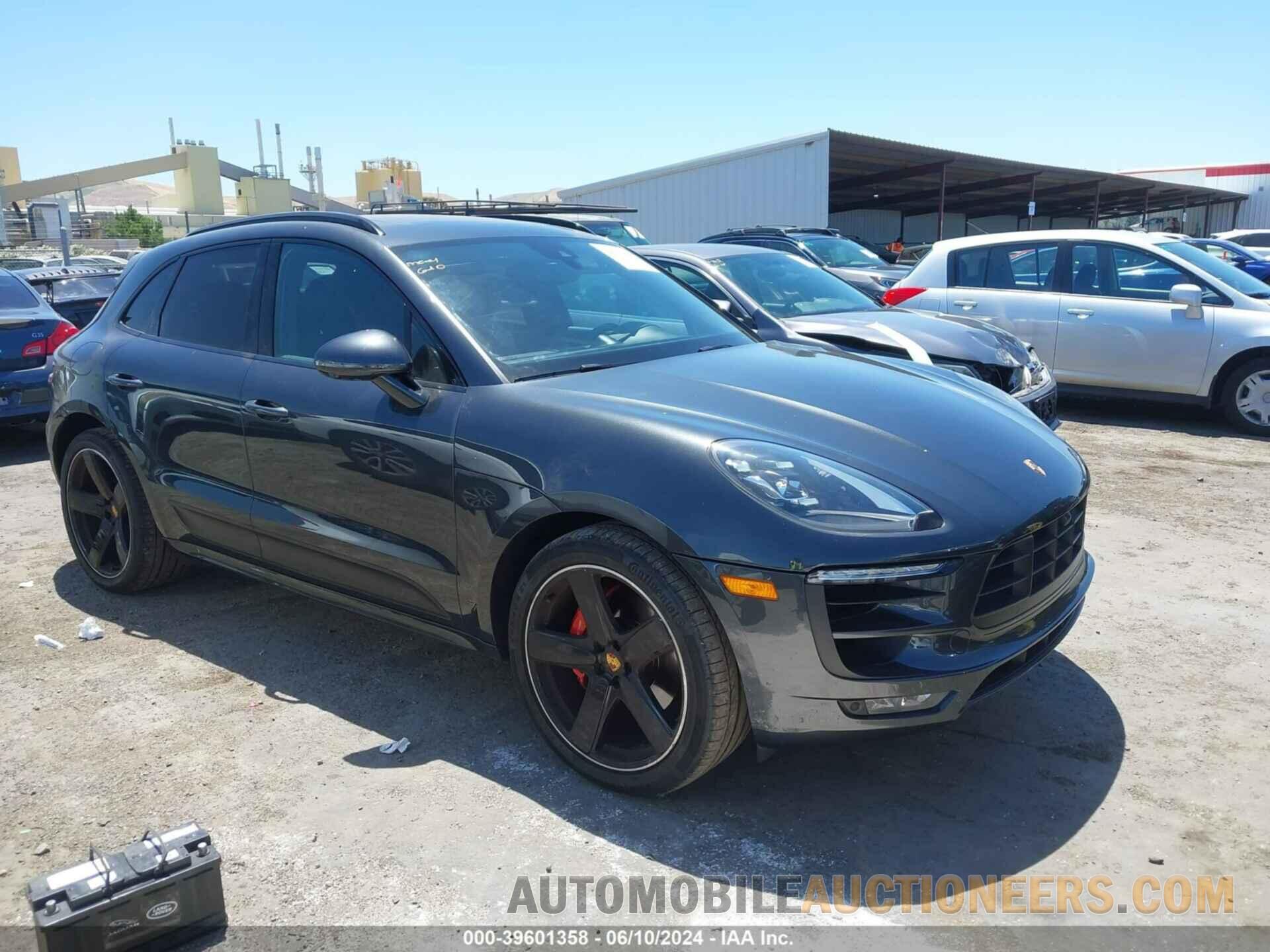 WP1AG2A52HLB56250 PORSCHE MACAN 2017