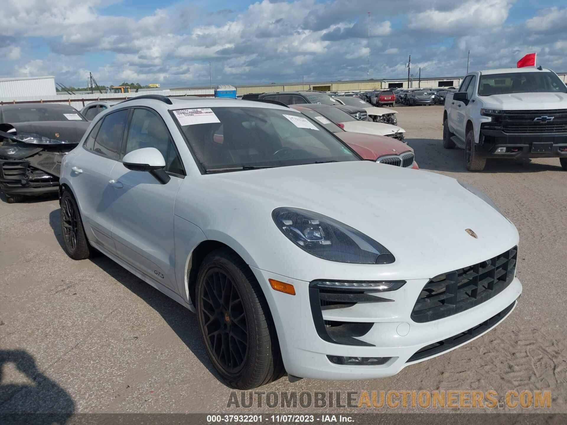 WP1AG2A53HLB55317 PORSCHE MACAN 2017