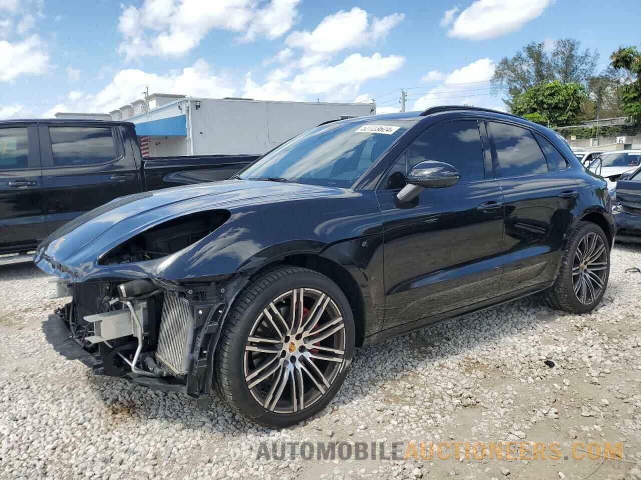 WP1AG2A54HLB51311 PORSCHE MACAN 2017