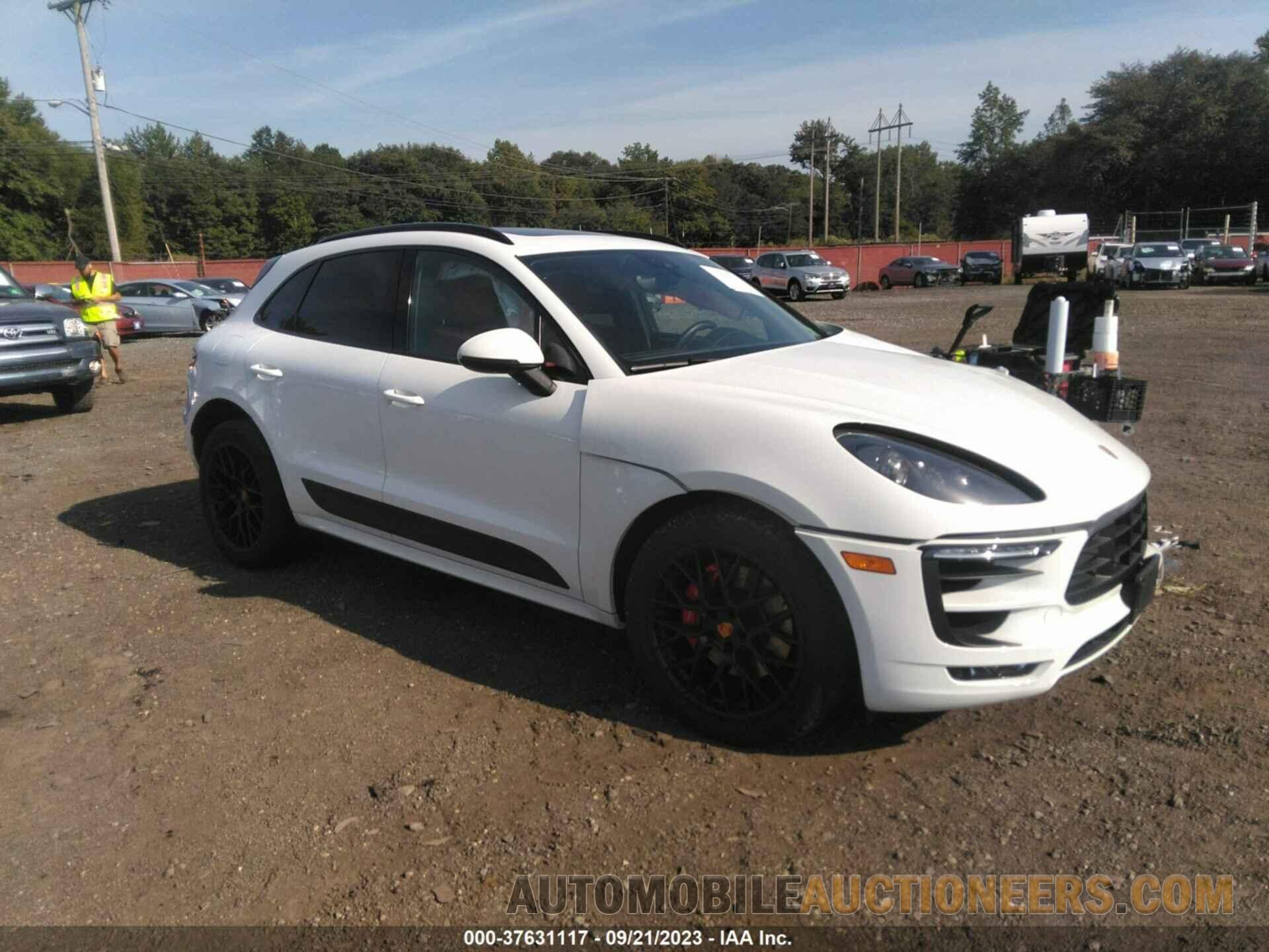 WP1AG2A54JLB63819 PORSCHE MACAN 2018