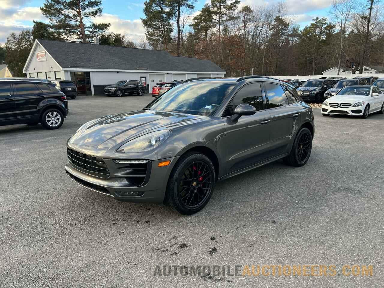 WP1AG2A57JLB60770 PORSCHE MACAN 2018