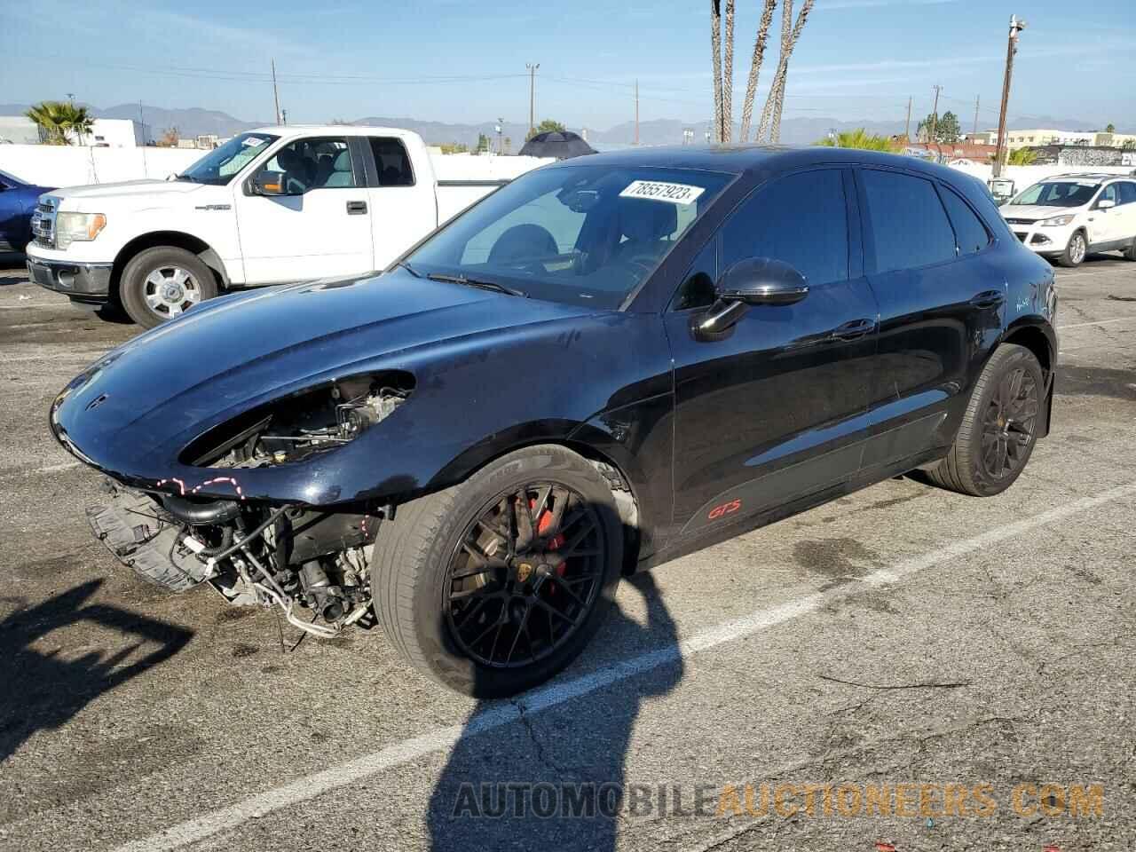 WP1AG2A57JLB64902 PORSCHE MACAN 2018