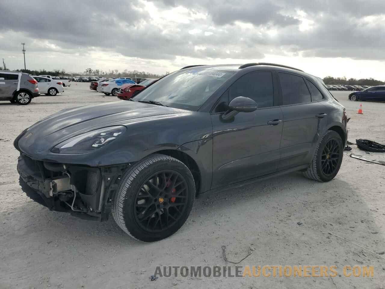 WP1AG2A59HLB56634 PORSCHE MACAN 2017