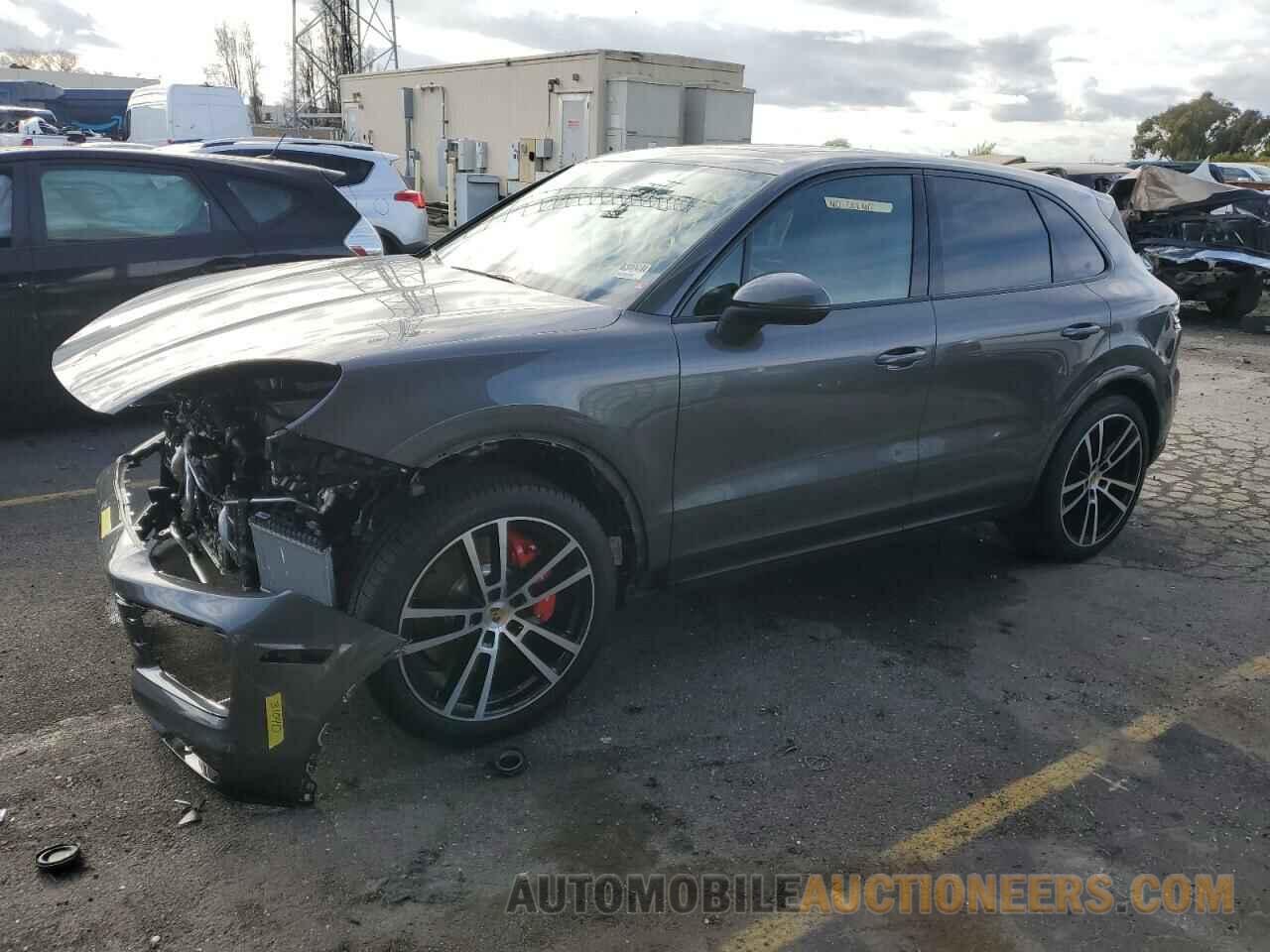 WP1AL2AYXRDA32874 PORSCHE CAYENNE 2024