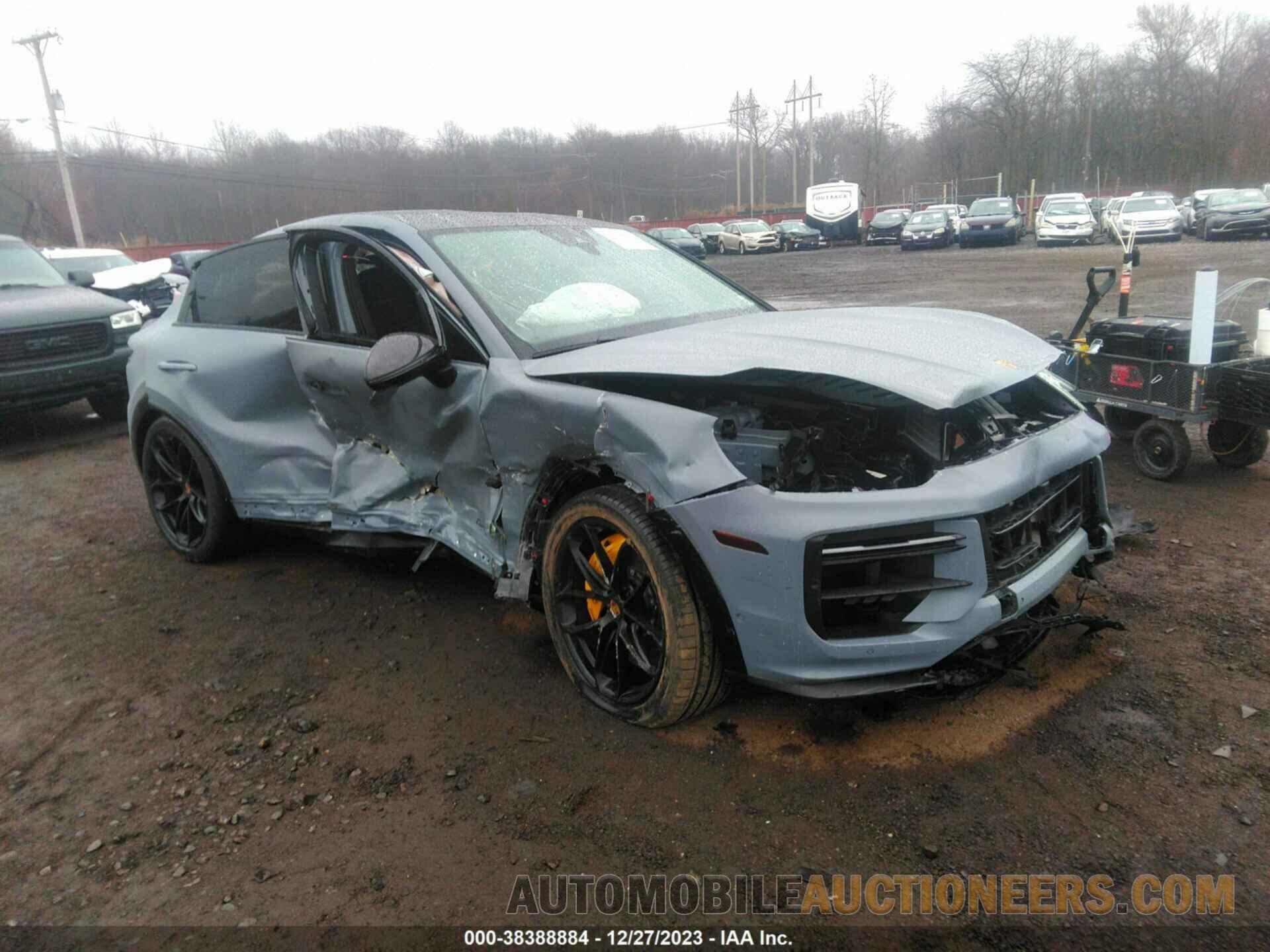 WP1BK2AY2RDA72437 PORSCHE CAYENNE COUPE 2024