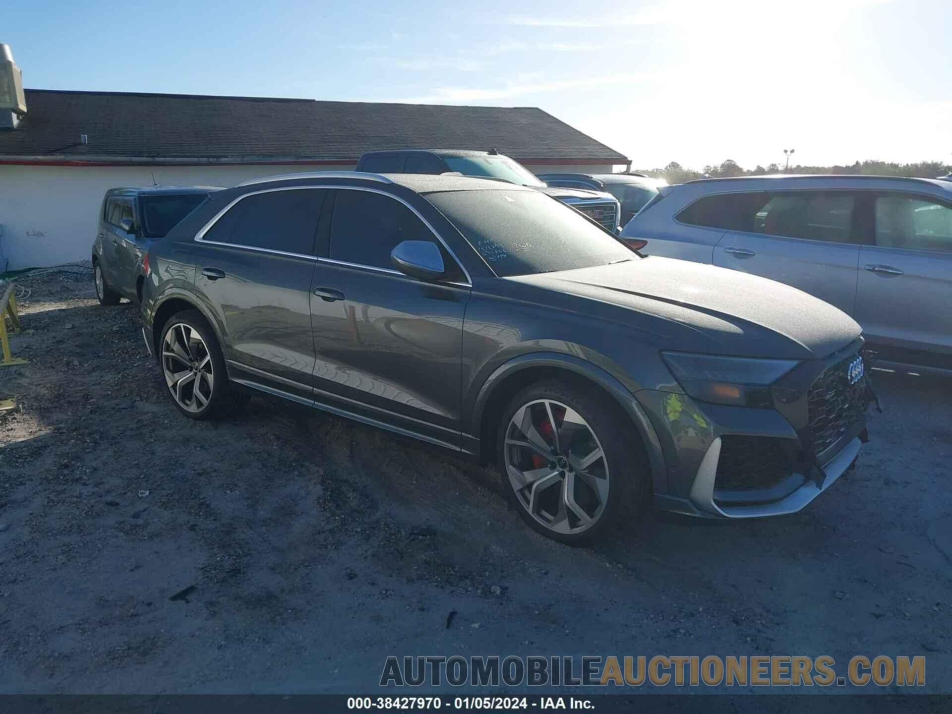 WU1ARBF12PD030001 AUDI RS Q8 2023