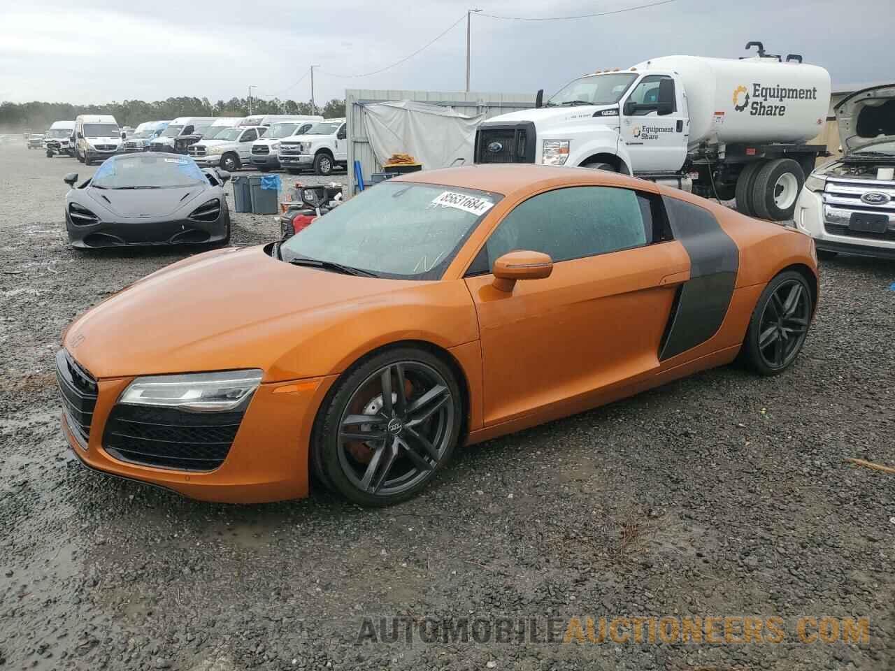 WUAAUAFG4EN002088 AUDI R8 2014