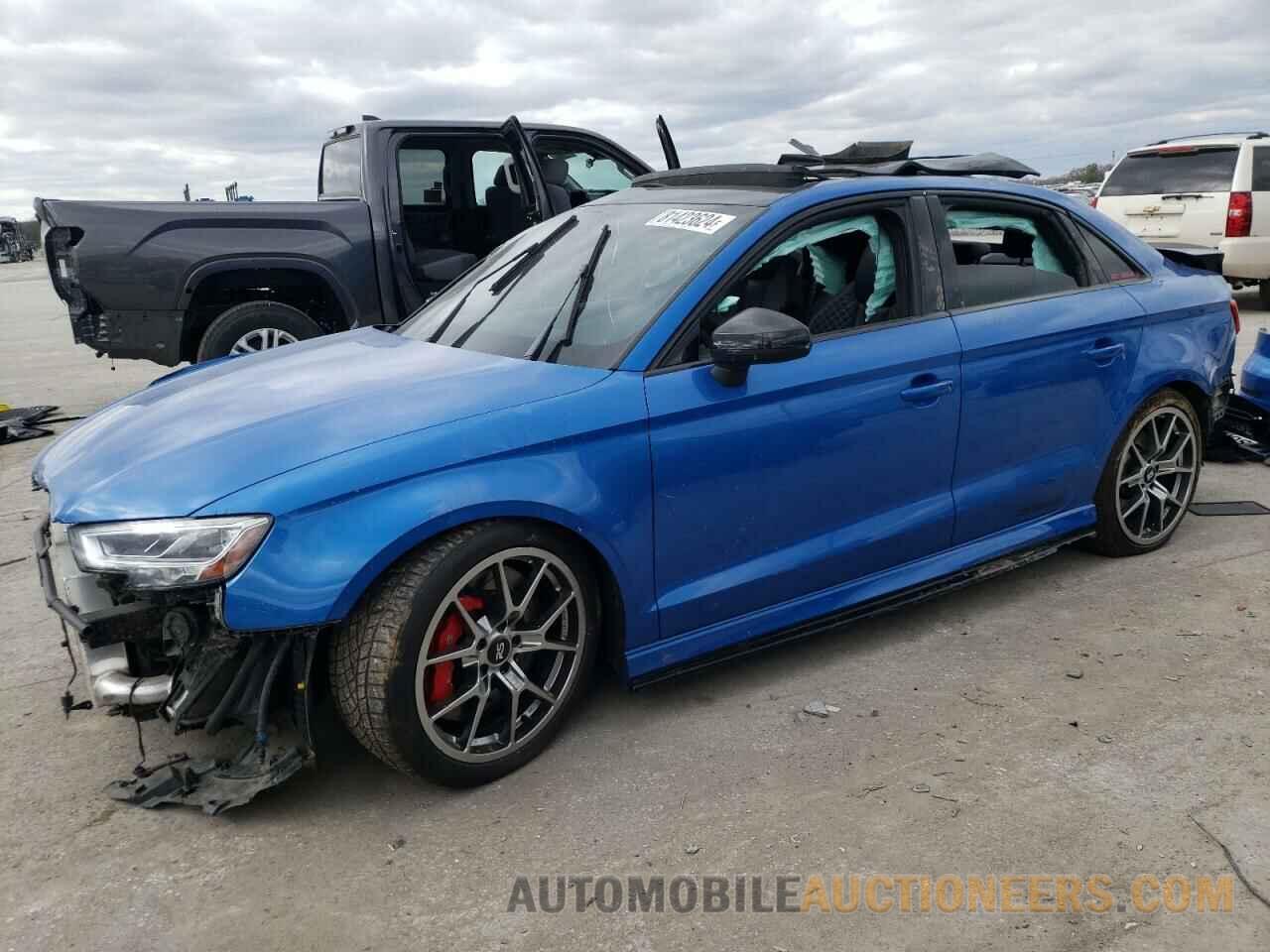 WUABWGFF0H1900451 AUDI RS3 2017