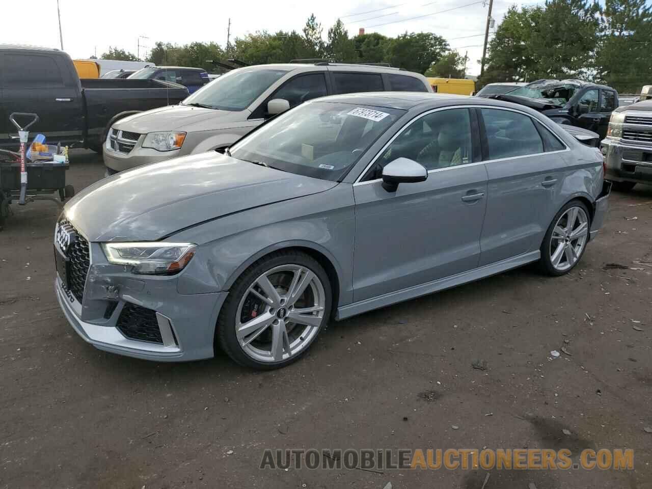 WUABWGFF5J1902427 AUDI RS3 2018