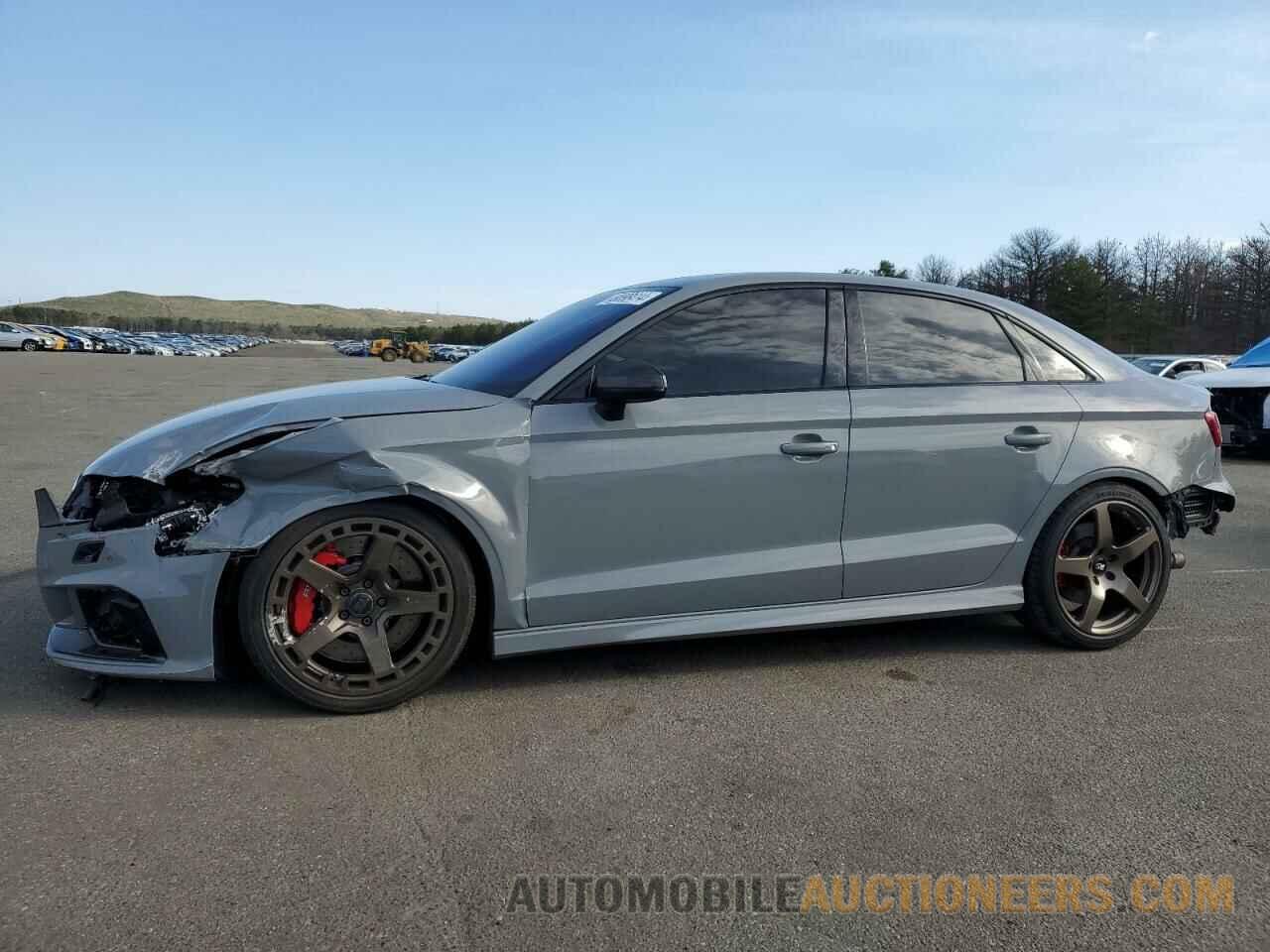 WUABWGFF9KA906868 AUDI RS3 2019