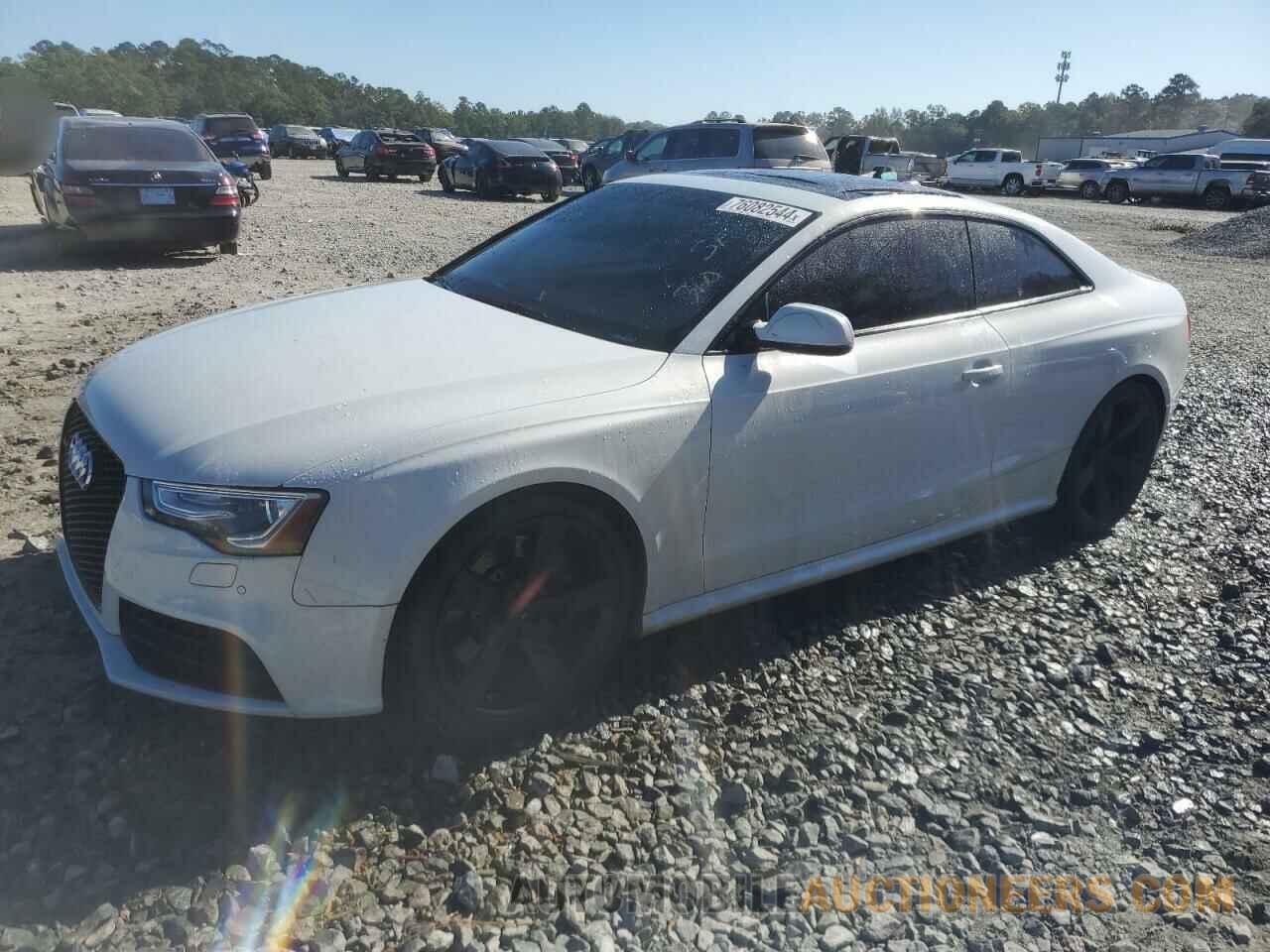 WUAC6AFR3DA902135 AUDI S5-RS5 2013