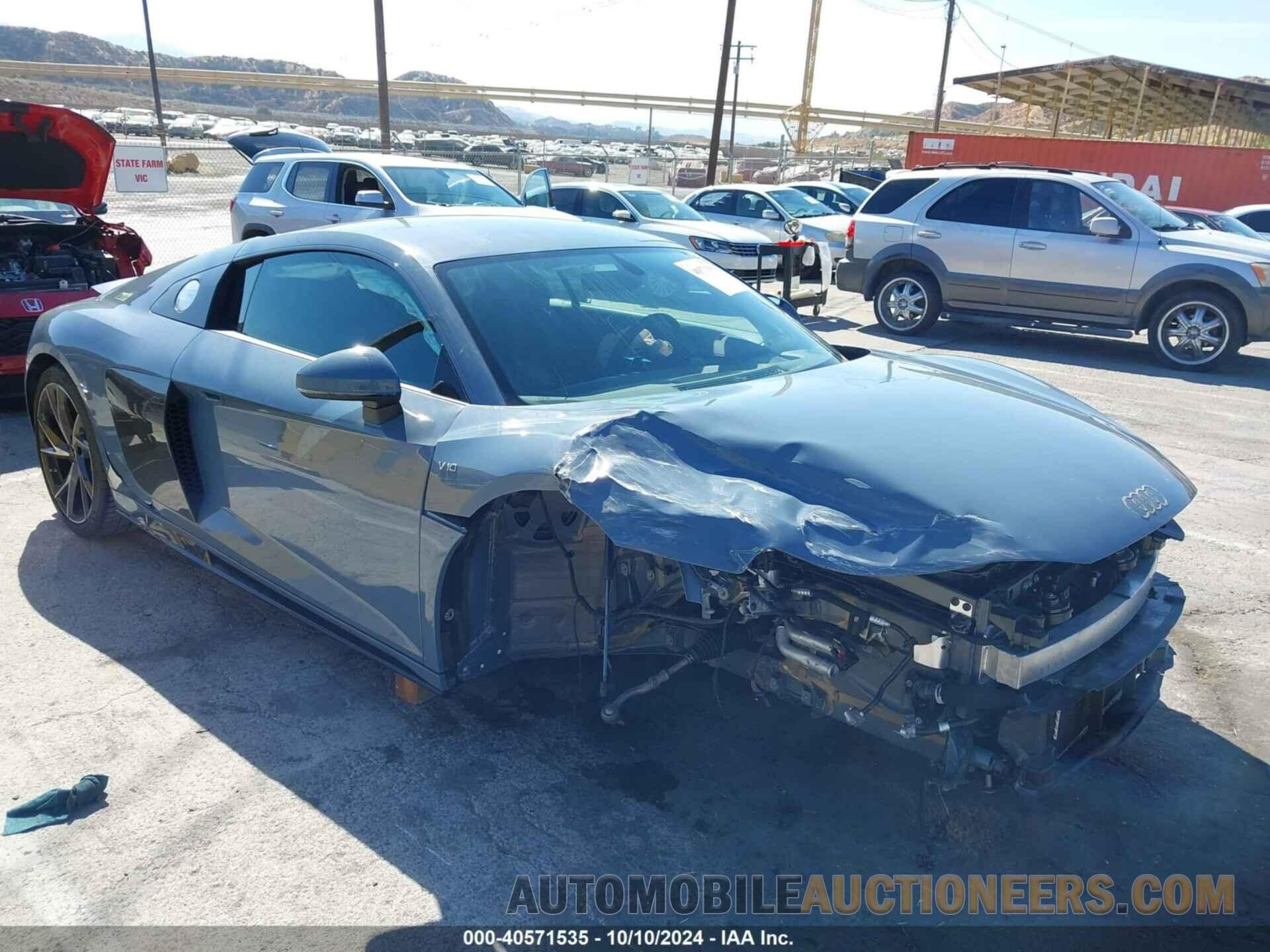 WUACEAFX3P7902574 AUDI R8 2023