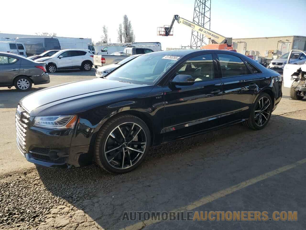 WUAJ5AFD4HN900729 AUDI S8 2017