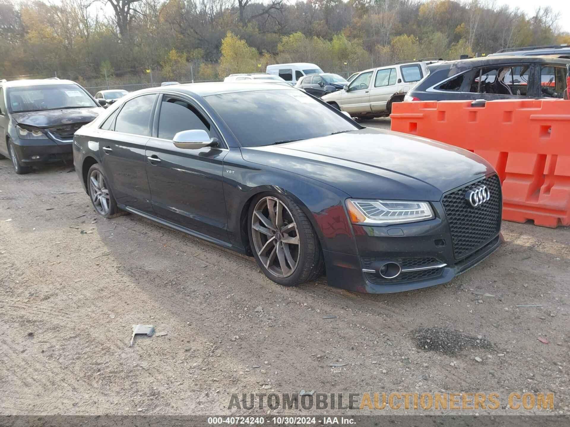 WUAJ5AFD5HN900299 AUDI S8 2017