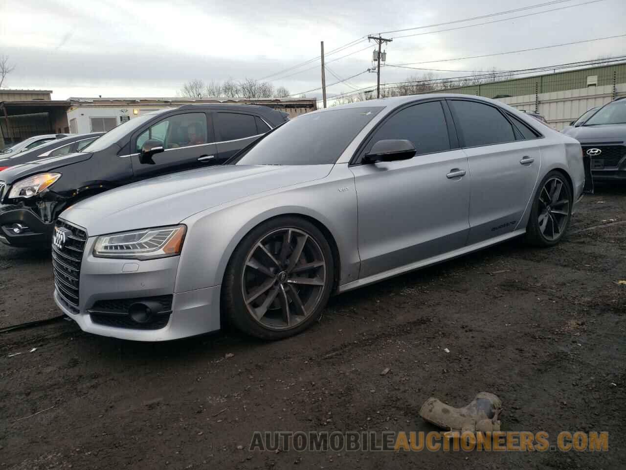 WUAJ5AFD5HN900495 AUDI S8 2017