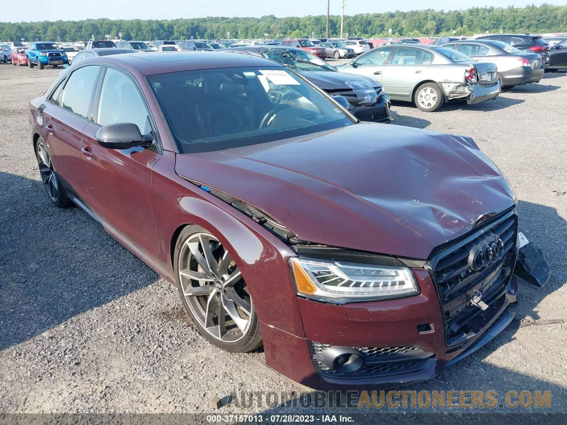 WUAJ5AFDXHN900606 AUDI S8 PLUS 2017