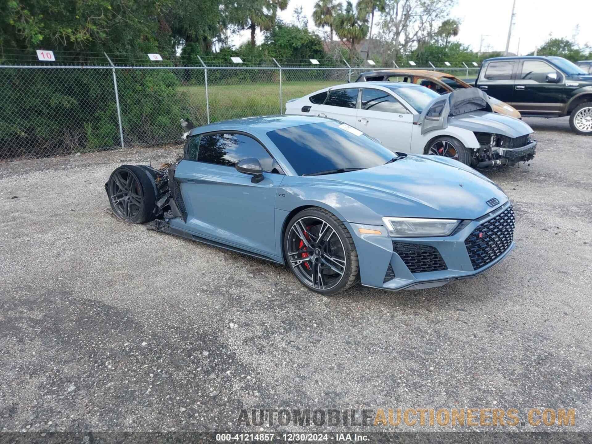 WUAKBAFX5M7900468 AUDI R8 2021