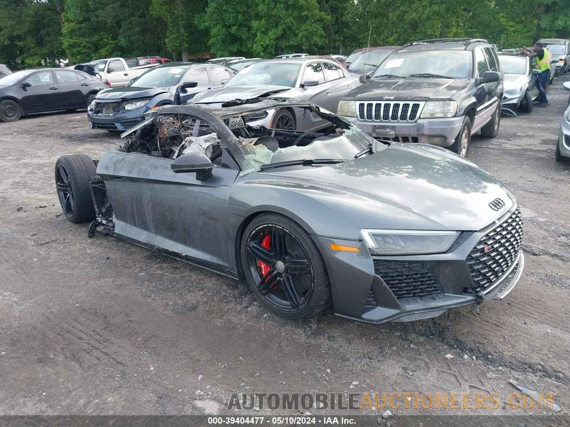 WUAKBAFXXL7901596 AUDI R8 2020