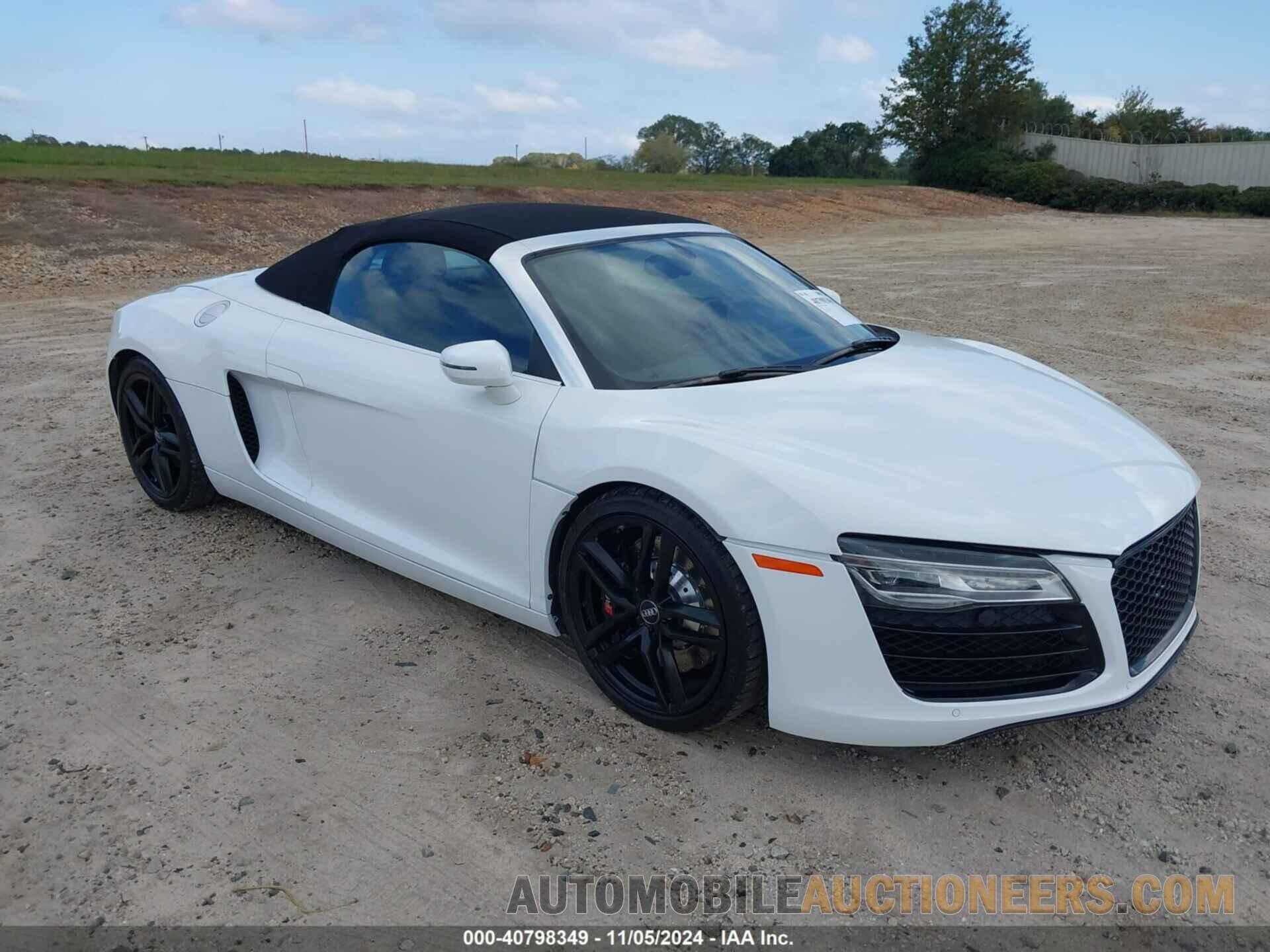 WUASNAFGXEN001674 AUDI R8 2014