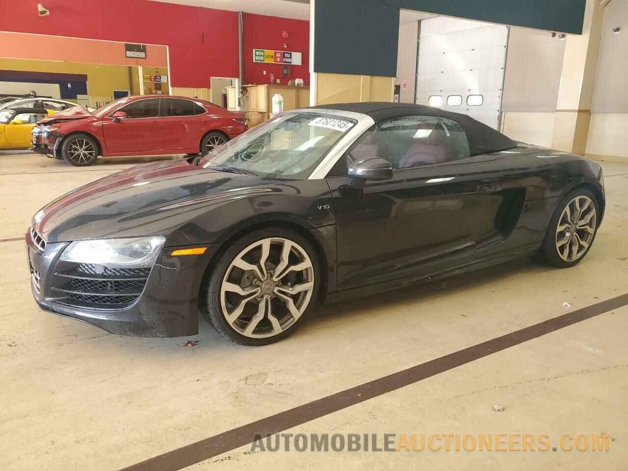 WUATNAFG7BN002863 AUDI R8 2011