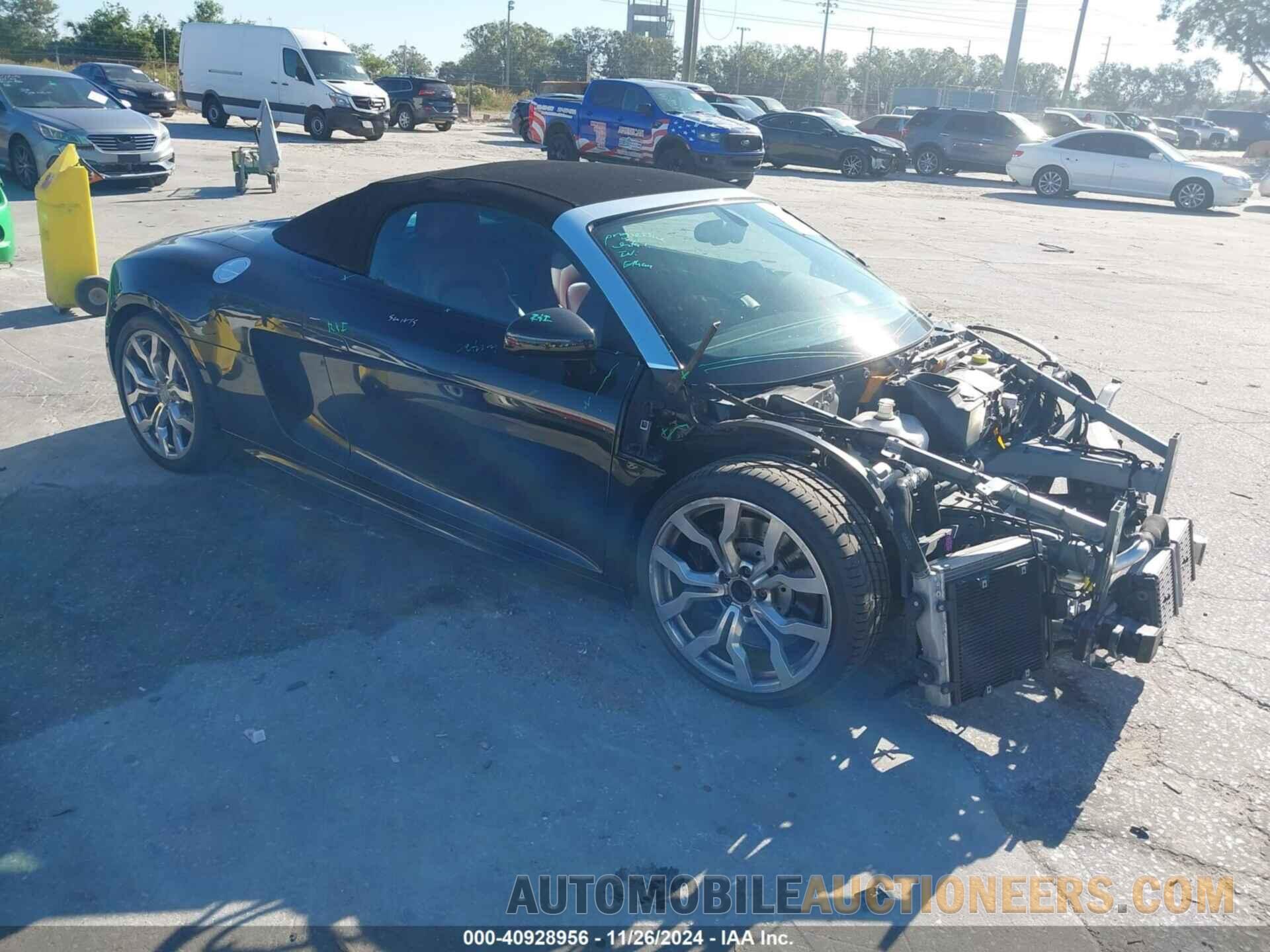 WUAVNAFG2BN003038 AUDI R8 2011