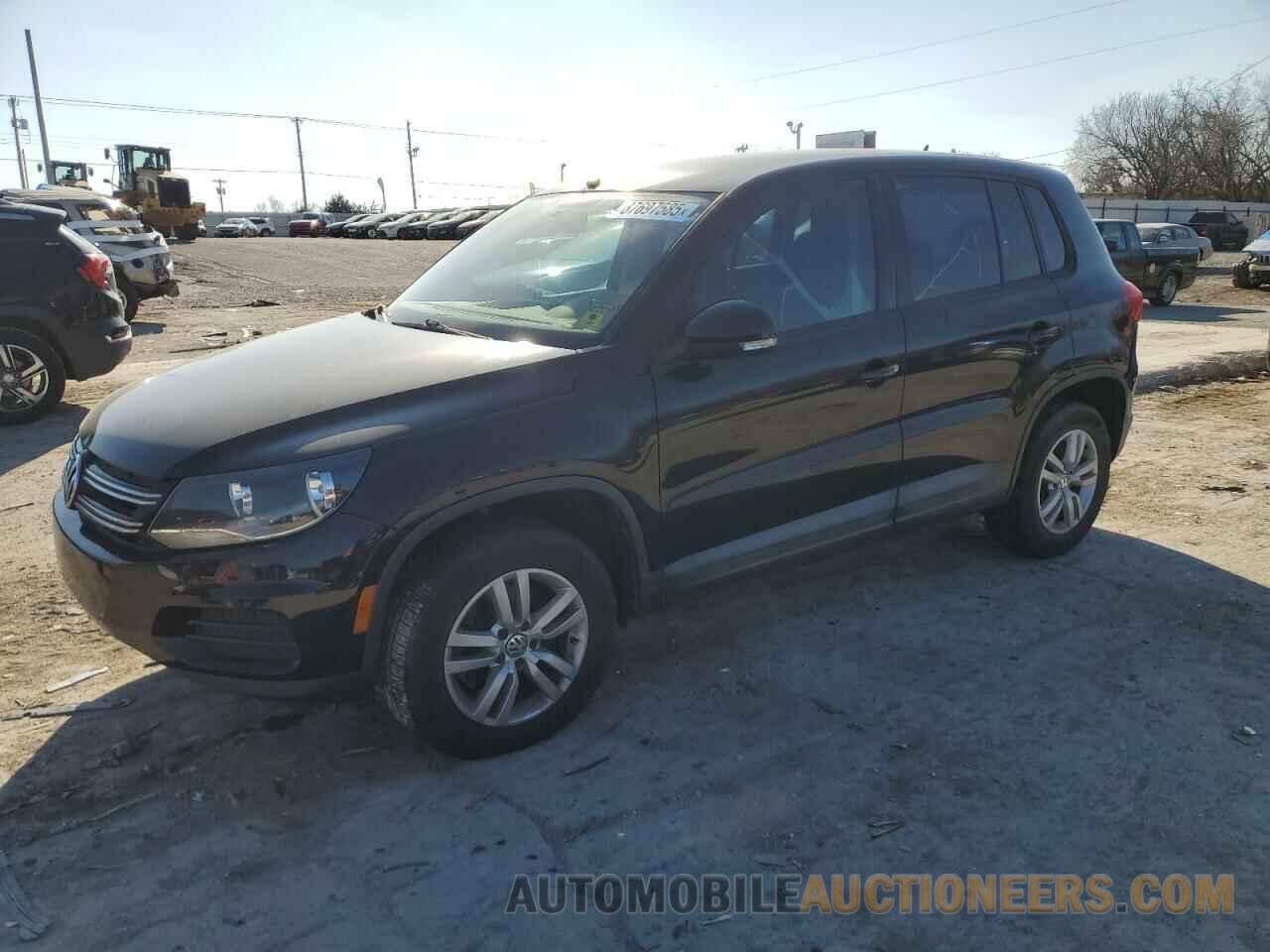 WVGAV3AX0DW573367 VOLKSWAGEN TIGUAN 2013