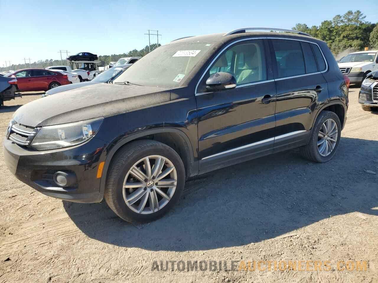 WVGAV3AX0EW580613 VOLKSWAGEN TIGUAN 2014